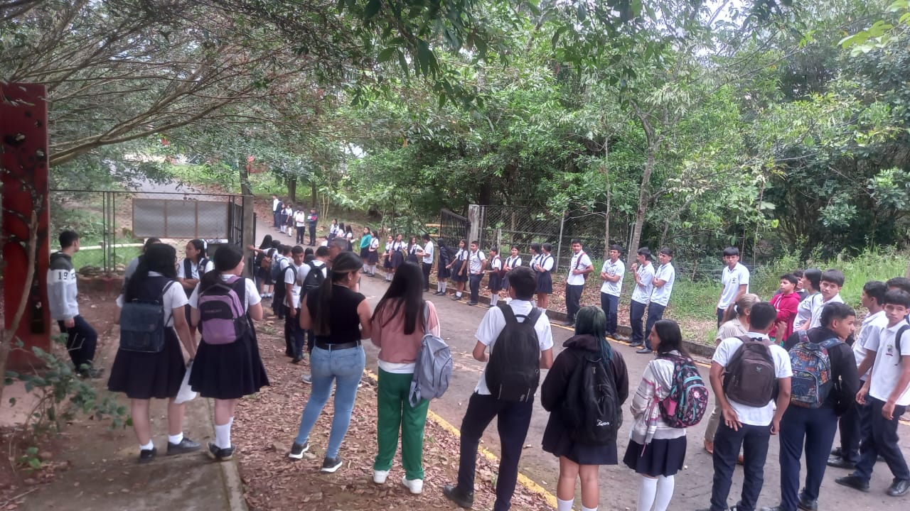 Visita de Grados Cuartos y Quintos a la Sede Educativa No. 3 de la I.E. Don Quijote